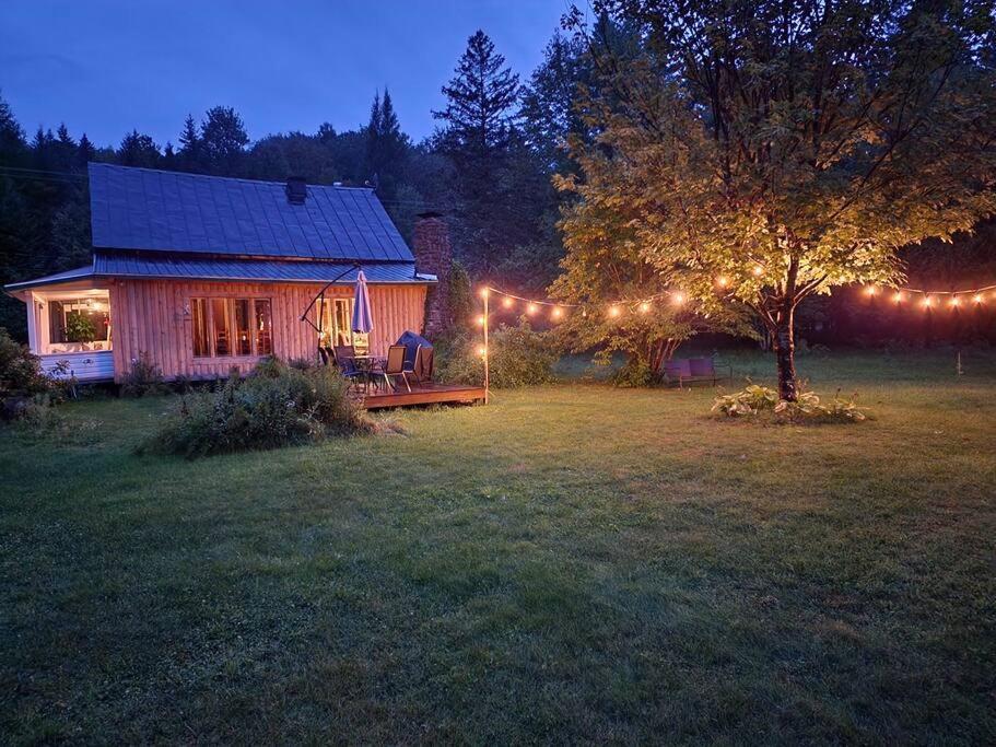 Chalets Nabu La Sacacomie - Riviere - Billard Saint-Alexis-des-Monts Exterior photo